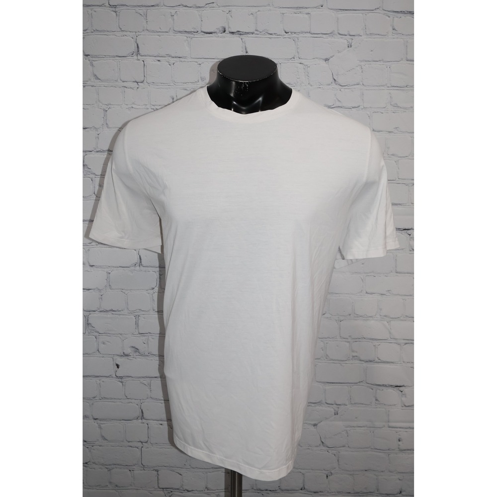 VRST Shirt Mens XXL White Crew Neck Short Sleeve Polyester Lyocell Spandex **